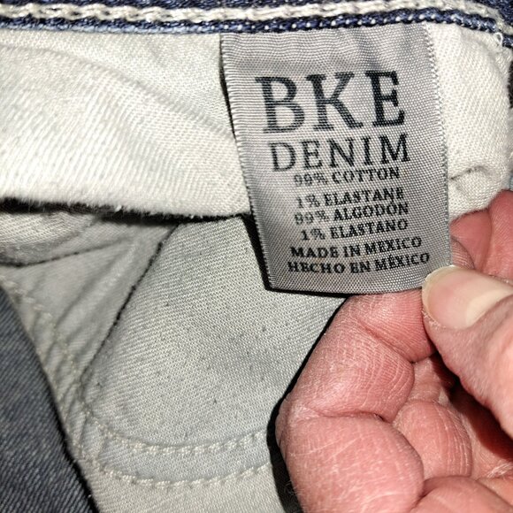 Buckle BKE Denim Jake Embroidered Pocket Jeans Mens 31S Short - Picture 3 of 11